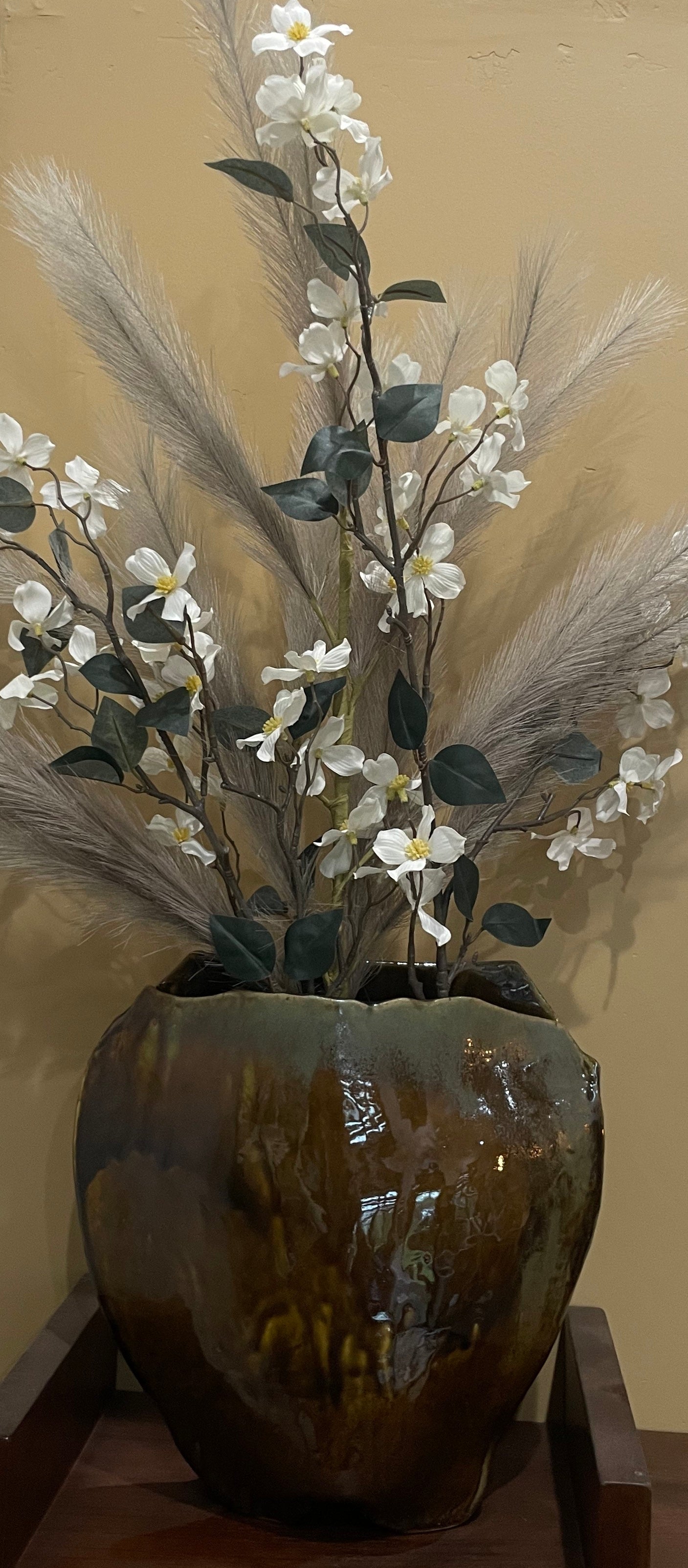 Amber Celedon standing Vase